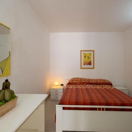 Perla Marina Apartman Torre Pali Kültér fotó