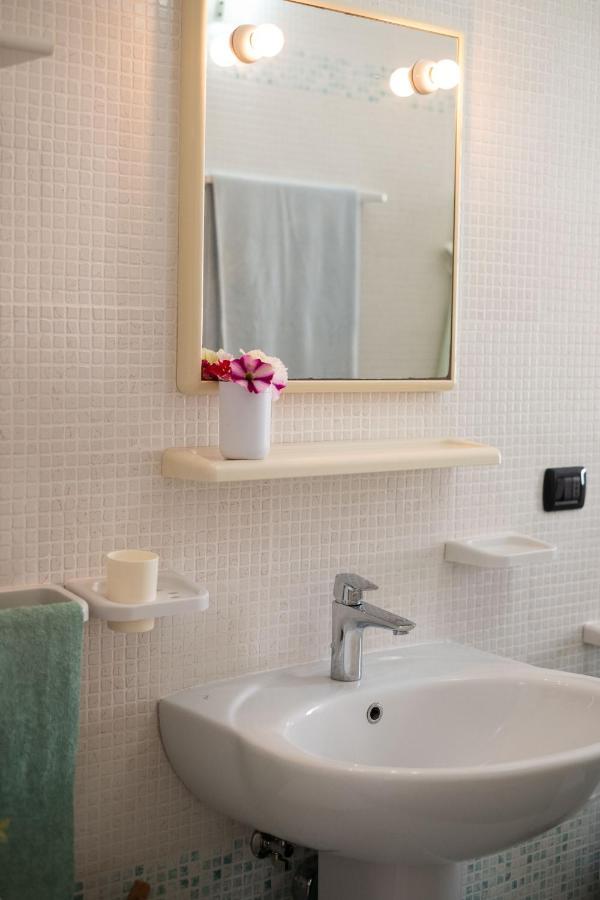 Perla Marina Apartman Torre Pali Kültér fotó